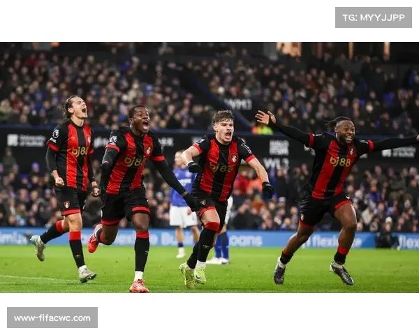 战术板：伯恩茅斯场均91.4次控球转换领跑英超，伊劳拉激进打法定义新节奏